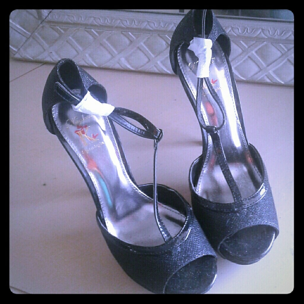 Black sparkly heels
